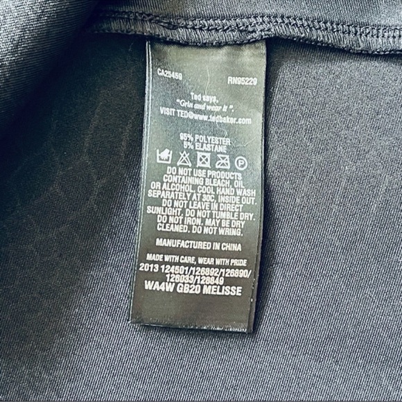 Ted Baker Melisse Snake Neoprene Short Sleeve Mini Dress Black Ted Sz 2 US Sz 6 - Picture 9 of 16